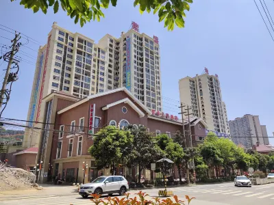 Ziyun Lily Theme Hotel Hotels near Ziyun Cavern of Guizhou