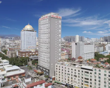 Vienna International Hotel (Putian Mingzhu) Hotels in Putian