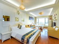 重庆爱屋酒店公寓 - 城景一室一厅三床套房