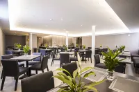 WuDuo Hotel - parking