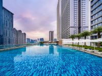 深圳深铁塘朗城君璞酒店 - 室外游泳池