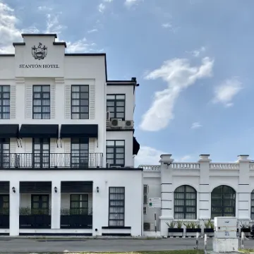 โรงแรมสแตนตัน โรงแรมใกล้ศูนย์การค้าคารามุนซิงแคปิตอล