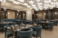 LUXURY BLUE HORIZON Grand Hotel (Xining High-Speed Railway Station)