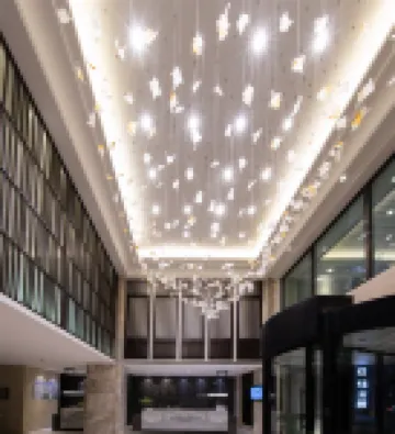 雲は頤が自在であるホテル(フフホト駅)