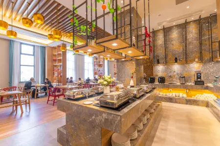kaiyuanManju Hotel (Ningde Wanda Zhong Geng)