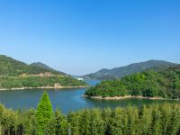 山沟沟隐鸬温泉艺墅(杭州径山寺店) - 观云湖景双床房