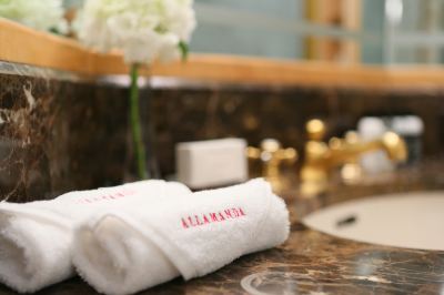 クラシカルダブル  35平米/キングサイズベッド（禁煙） ホテルアラマンダ青山の写真