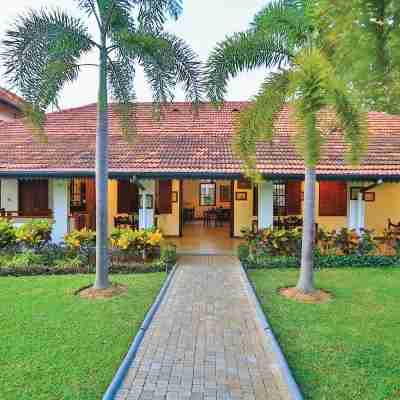 Fox Jaffna Hotel Exterior