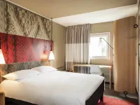 Ibis London Excel-Docklands Hotels near ArcelorMittal Orbit