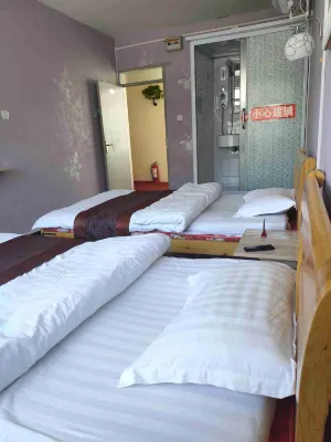 Gangcha Huangyu Hotel