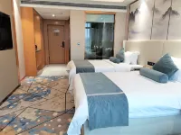花垣興鵬国際ホテル - 駐車場