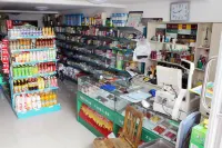 Yunlei Supermarket Hotel