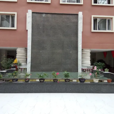 Fuyuan Yayue Business Hotel