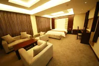 Tongyueju Gold Business Hotel Hotels in Dunhua