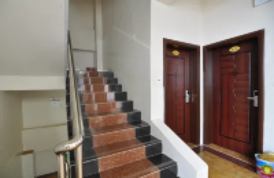 Menghai Tea City Business Hotel