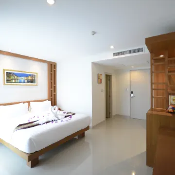 The Patong Center Hotel