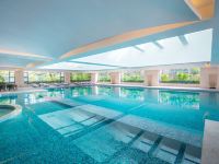 中山利和希尔顿酒店 - 室内游泳池