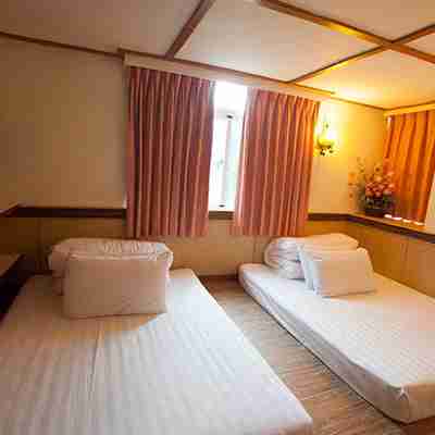 Chin Shan Hotel Rooms