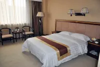 Feng Feng Grand Hotel - غرفة مطلة على الجبل