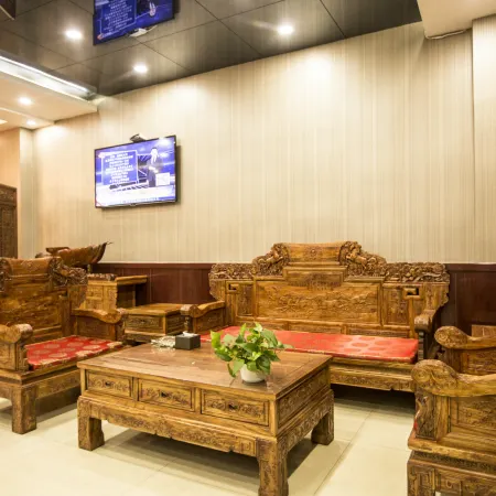 Zhangjiakou Shanyawan Business Hotel Отели рядом с достопримечательностью «Центральная больница в районе Цуйли»