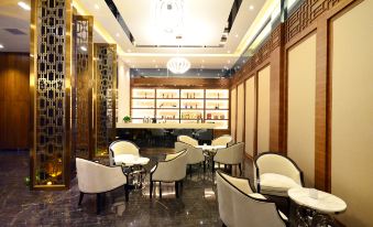 Baiya Exquisite Hotel (Wuhan Tieji Road Subway Station)