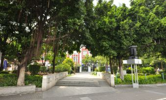 Guangzhou Riverside International Youth Hostel