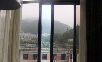 Minzi Hotel