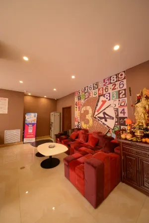 Pai Hotel (Sofia Church City Hospital, Harbin Central Street)