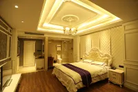 Sherlock Crystal Hotel