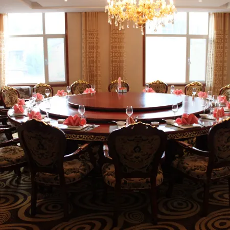 Longhai Hotel