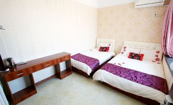 Zhanqiao Railway Station Seaview Daily Rental Hostel