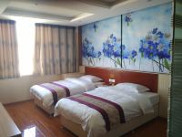 速8酒店(吐鲁番文化西路店) - 标准双床房