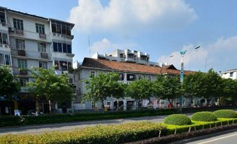 Cuizhu Hotel (Guilin Railway Station)