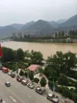 Danfeng Junlin World Theme Hotel Hotel di Danfeng