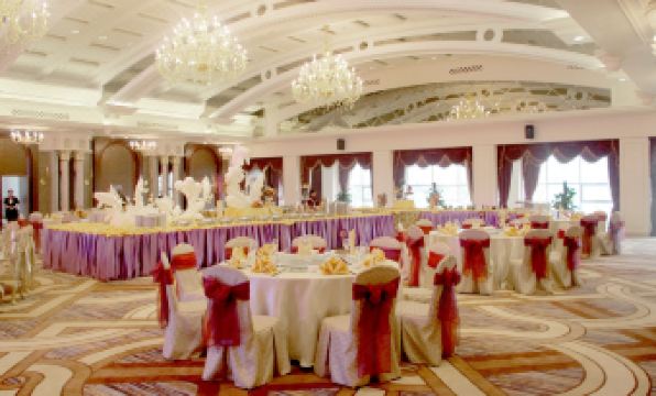 Sunwuhu Hot Spring Holiday Hotel