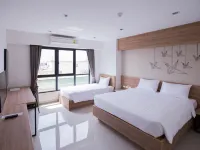 The Journey Hotel Laksi Hotels near Thung Song Hong
