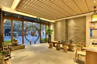 Yinlu Hotel (Wuzhen Scenic Area Branch)