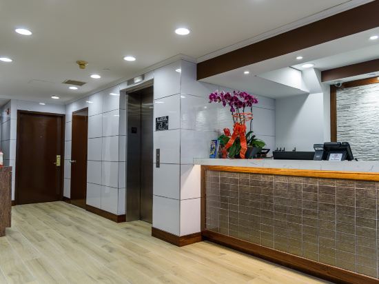 Flushing Central Hotel 88