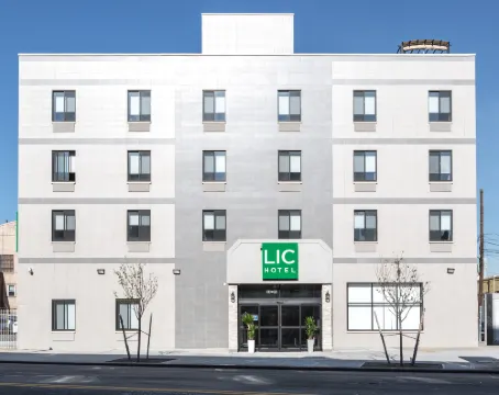 LIC Hotel