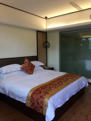 Longshan Liye Mansion (Liye Ancient City Ruins) - Hot Tub