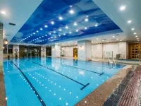 Central Plaza Hotel Hotel in zona Mori Building