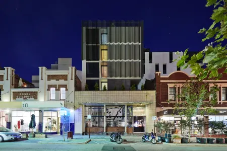 Alex Hotel Отели рядом с достопримечательностью «Нортбридж»