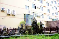 Paulolia Holiday Hotel