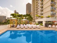 Luana Waikiki Hotel & Suites Hotels near برج ألوها