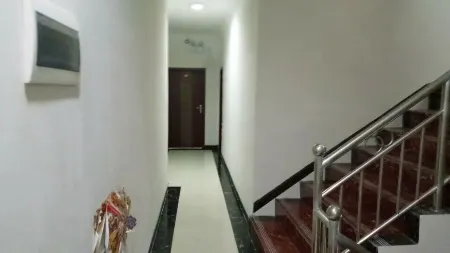 Jiange Jixiangyuan Hotel Отели рядом с достопримечательностью «Cuiyunlang»