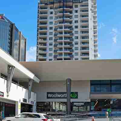 Republic Apartments Brisbane City Hotel Exterior
