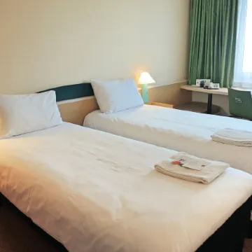 B&B HOTEL Frankfurt-Messe Отели рядом с достопримечательностью «Аквапарк "Ребштокбад"»