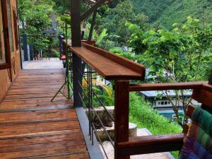 Rainforest Legend Hostel