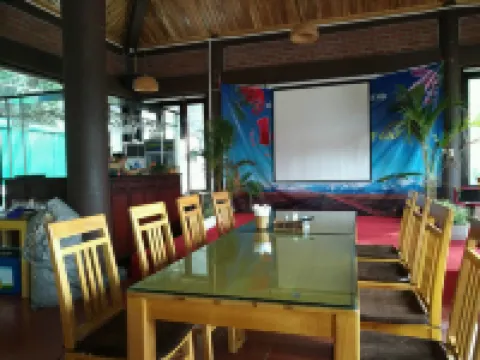 Mua Caves Ecolodge (Hang Mua)