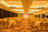 Hongqiao International Hotel (Yichang Yanjiang Avenue Natural Tower)